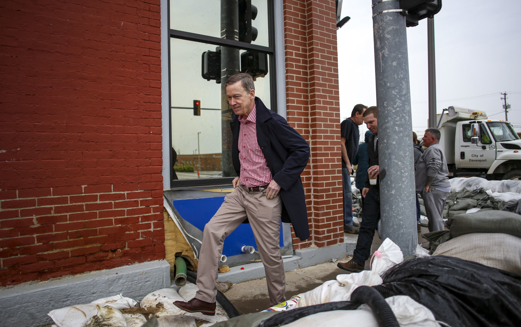 051119-qct-qca-hickenlooper-001